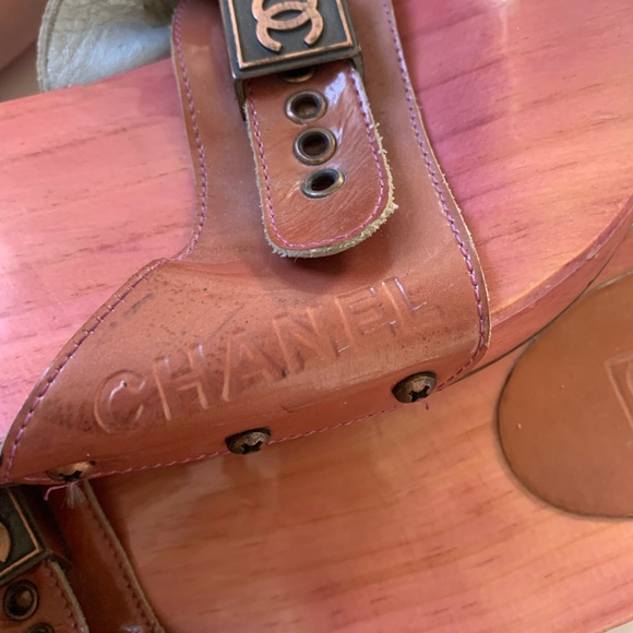 Chanel wooden slides - Picture 4 of 4